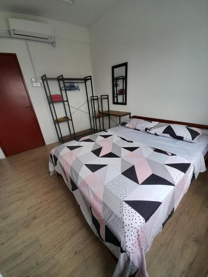 Adinda Homestay Kuala Terengganu Exteriör bild