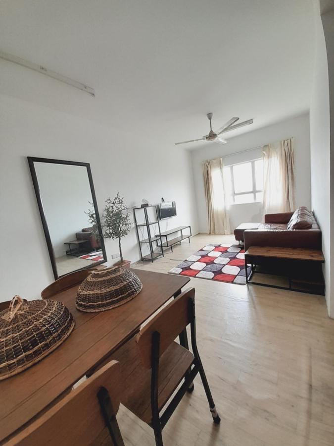 Adinda Homestay Kuala Terengganu Exteriör bild